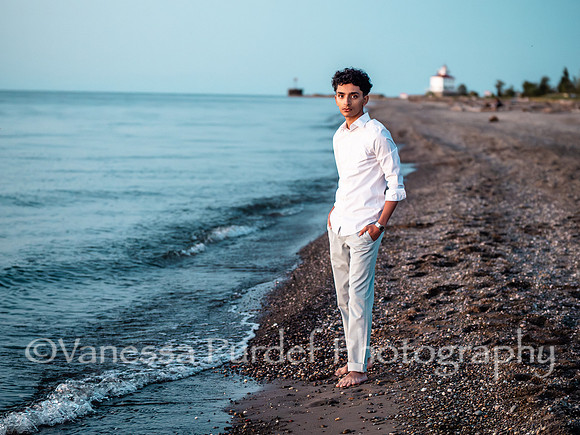 Omar 48 -()