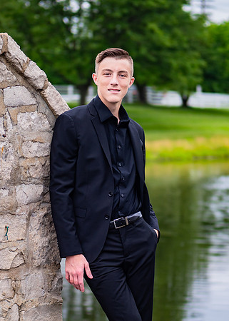Braden Suit 4 -(1728481)